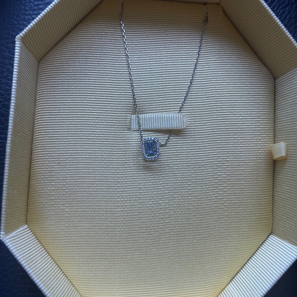 Swarovski Jewelry - I just haven't used it and want to clean out my drawer of items I haven't used